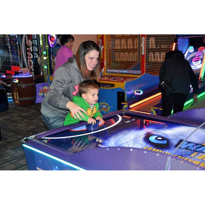 ICE Air FX Air Hockey Table Coin Op Live Image 7